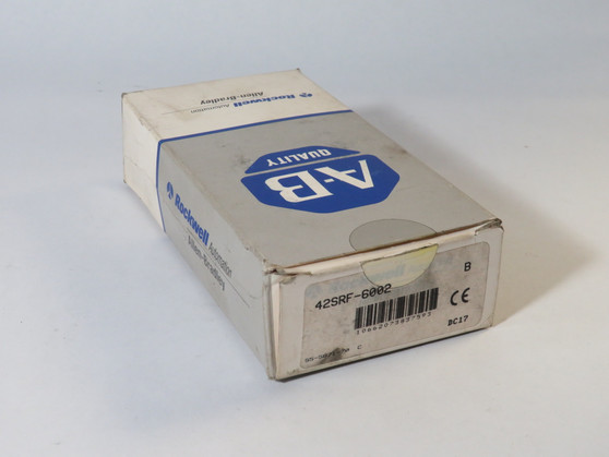 Allen-Bradley 42SRF-6002 Series B Photoelectric Sensor 10-30VDC SHELF WEAR NEW