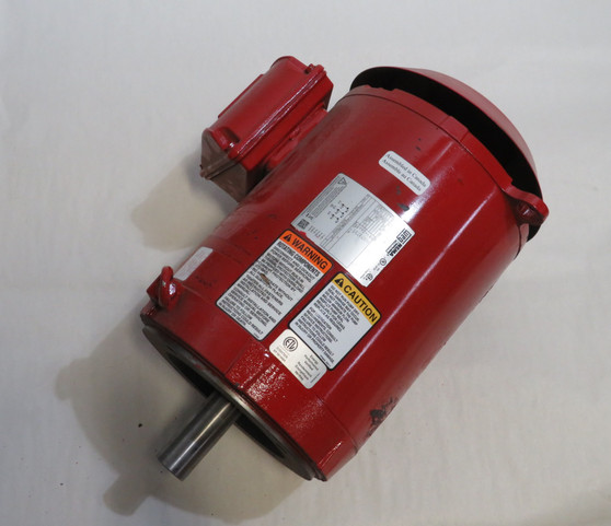 Weg 7.5HP 5.5kW 1770rpm 575V 213/5TC ODP 3Ph 7.40A 60Hz SHELF WEAR USED