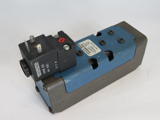 Rexroth GS-020061-03940 Pneumatic Directional Valve 2/10 bar 150 psi 24VDC USED