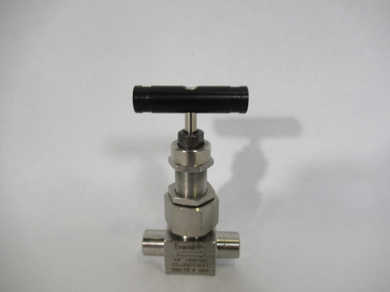 Swagelok SS-3NRSW4T Severe Service Union Bonnet Needle Valve .35cv 1/4" ! NOP !