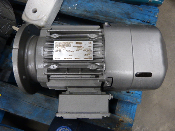 Sew-Eurodrive 1.5HP 1740RPM 330/575V 155(F) TEFC 3Ph 3.15/1.80A 60Hz USED