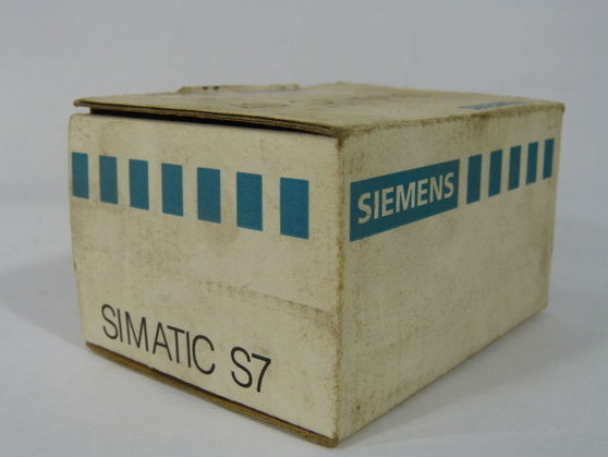 Siemens 6ES7222-1HF00-0XA0 Digital Relay Output Module 8Pt 250VAC   NEW
