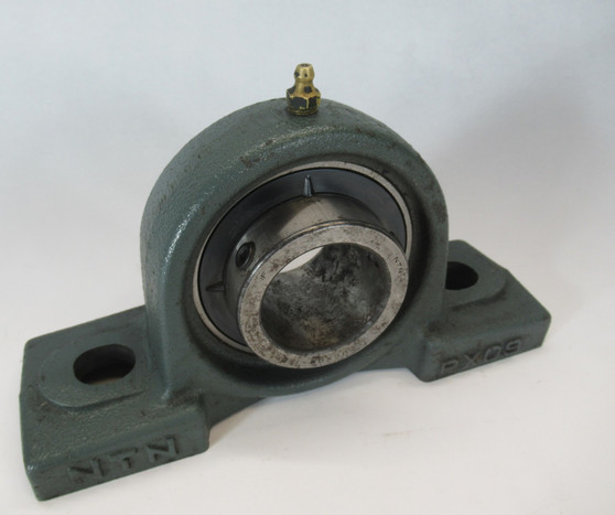 NTN UCPX09-112D1 Pillow Block Bearing 2 Bolt 1-3/4" Bore Cast Iron RUST NOP