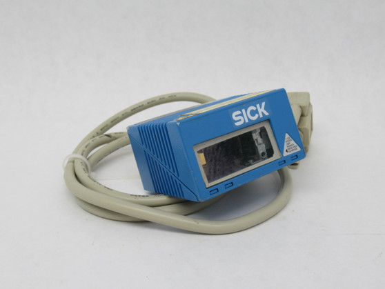 SICK CLV421-0010 Barcode Scanner 10-30VDC 3.5W SHELF WEAR USED