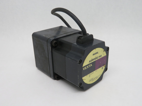Oriental Motor ASM98AC-N5 VEXTA Step Motor 5:1 3.41VDC 1.1A 14" Cable USED