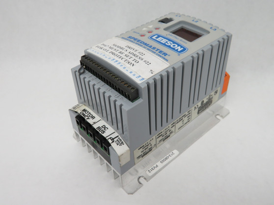 Leeson 174453 AC Inverter Drive .50HP .37kW 0-200/230V 0-240Hz 3Ph 2.5/2.2A USED
