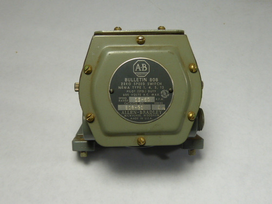 Allen-Bradley 808-G1 Speed Switch 15-60RPM 600VAC 5/8In Shaft  USED