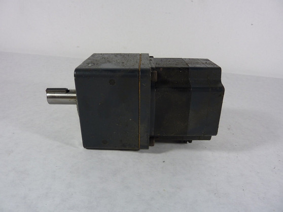Oriental Motor ASM98AC-N5 Step Motor  Closed Loop 3.41V 1.1A USED