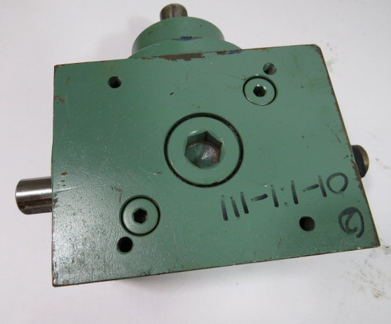 Tandler STD-01-III-S515/1-R-1:1 Reversing Spiral Bevel Gear Box 1:1  USED