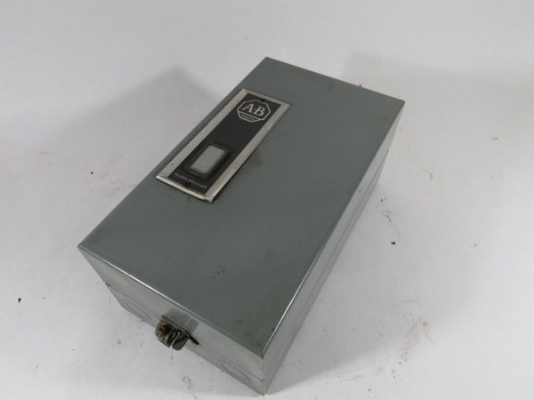 Allen-Bradley 500-CAC930 Ser B Enclosed Motor Starter 115-120V 60Hz  USED