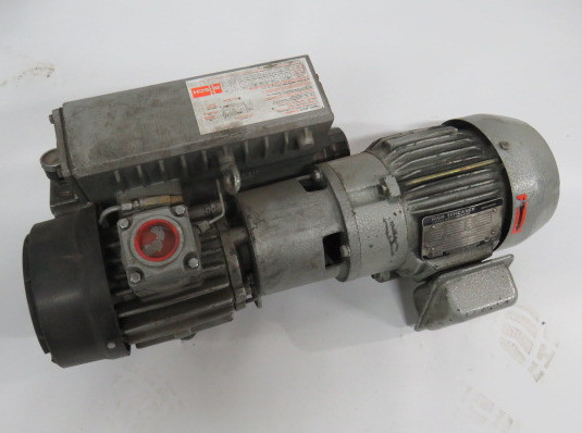 Busch RC0040E5061003 28cfm c/w Toshiba B0024FLB208 2HP 1730RPM 575V  USED