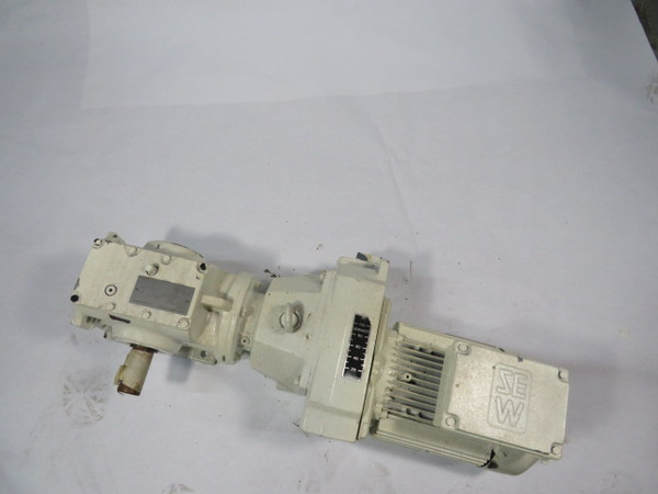 Sew-Eurodrive 3HP 1730/22-110rpm 330/575V TEFC c/w Gear Reducer 20.37:1 USED
