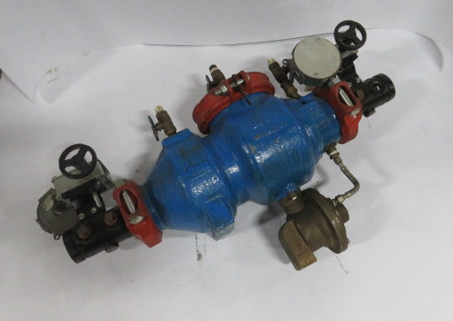 Zurn Wilkins 375A 2-1/2" Reduced Pressure Principal Backflow Preventer  USED