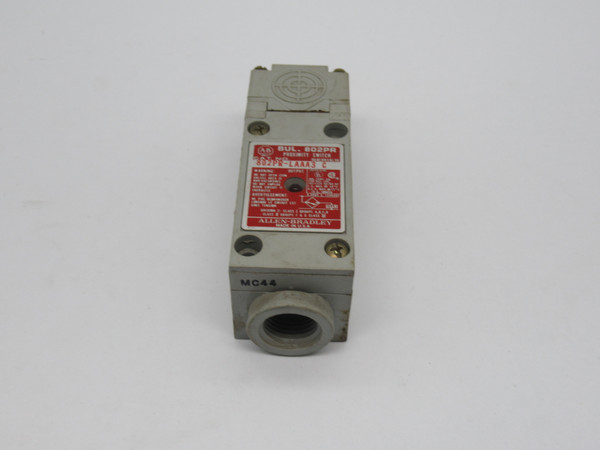 Allen-Bradley 802PR-LAAA3 Ser C Proximity Switch 102-132V 2W 13mm Range USED