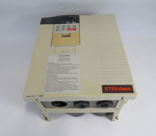 Mitsubishi FR-A560-3.7k-NA Inverter Drive In. 3Ph@575VAC@60Hz 9.9A USED