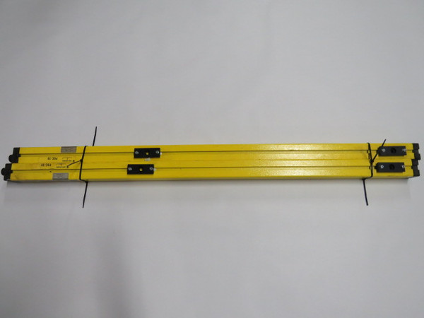 Allen-Bradley 440L Light Curtain Transmitter & Receiver 24V 6/9W USED