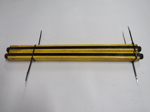 STI MS4320B Light Curtain Transmitter & Receiver 0.3-9m Range USED