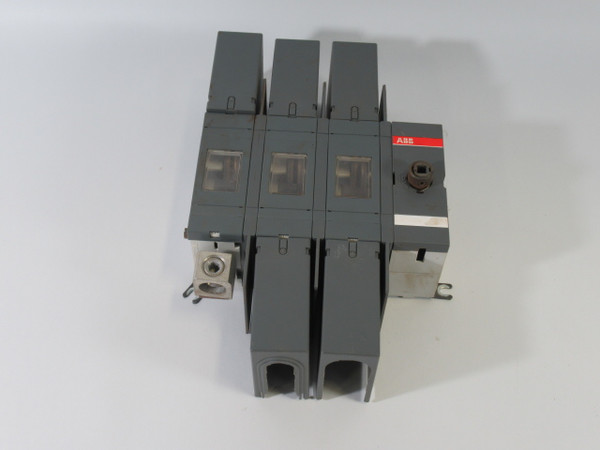 ABB OT200U30 Disconnect Switch 600VAC 200A 3PH 3P MISSING 1 COVER USED