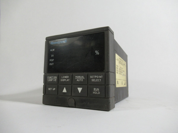 Honeywell DC300E-E-000-10-0A00-0 Versa Pro Temperature Controller USED