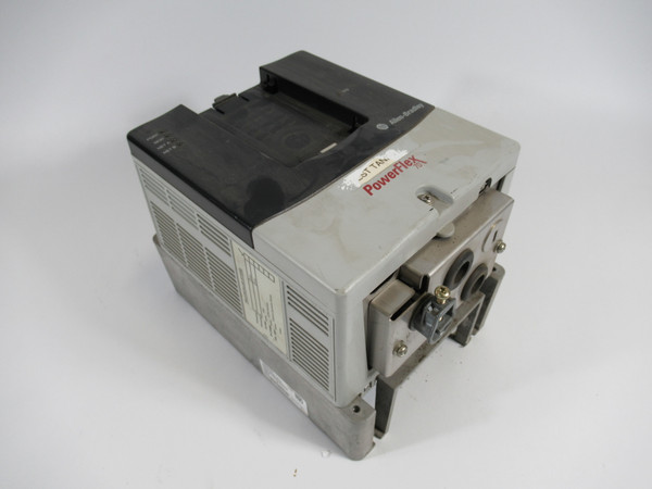 Allen-Bradley 20AE3P9A0AYNNNNN Series A AC Drive 3HP NO KEYPAD COVER USED