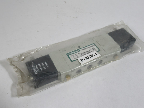 Numatics L11BB452O000030 Double Solenoid Air Pilot 1/8" NPT 4 Way ! NWB !