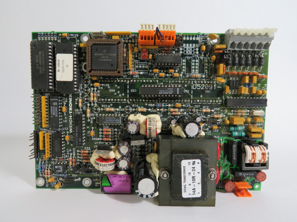 Weightronix D52091 PC Board W/ Numeric Digital Display DAMAGED CONNECTOR USED