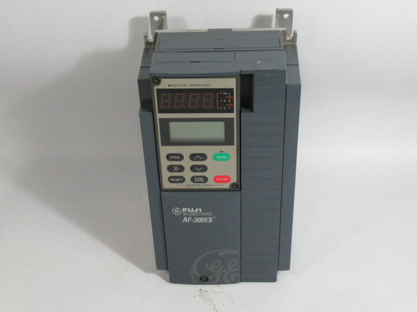 Fuji Electric 6KEN243003X1A1 AC Drive 3HP 380-460V 5.5A 0.2-400Hz USED