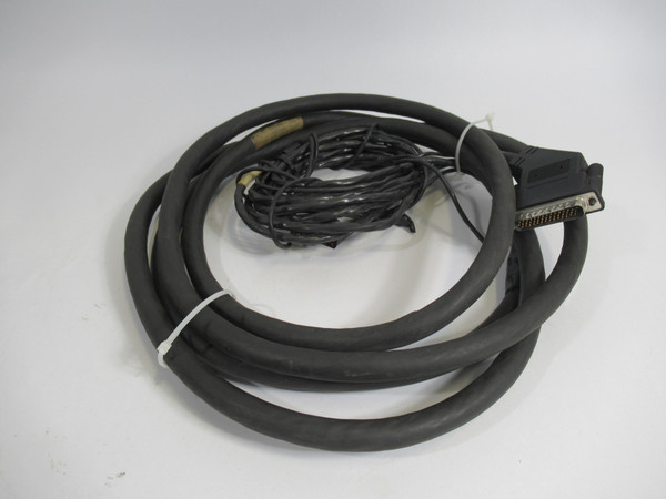 Allen-Bradley 2090-U3CC-D4403 Ser C Control Interface Cable *Bent Shell* USED