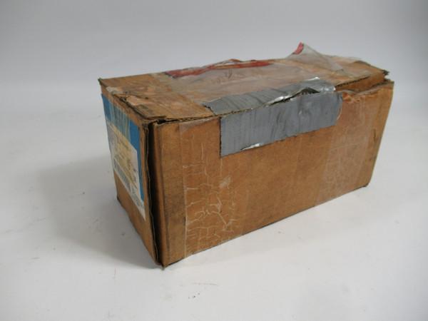 Cooper Crouse-Hinds APR3465 M4 Cord Connector Grounded 30A 250VDC 600VAC NEW