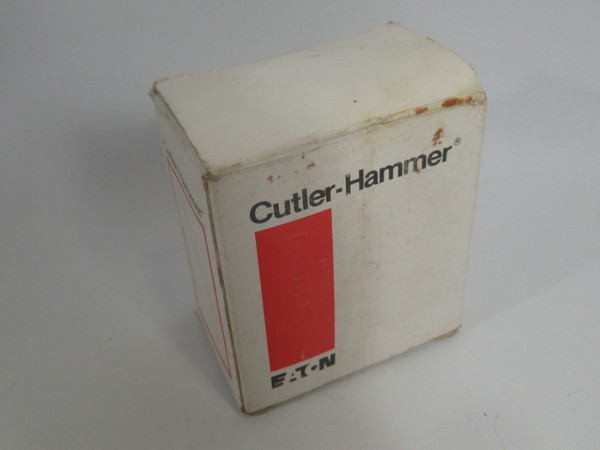 Cutler-Hammer CE15BN3AB Series B1 Contactor 110V@50Hz 120V@60Hz 3P NOP