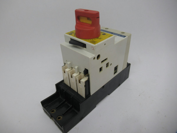 Telemecanique LD4-LC030FC Full Voltage Contactor SHELF WEAR USED