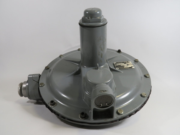 Fisher Controls S201H Pressure Regulator 1/2" Port DMG/MISSING HARDWARE USED
