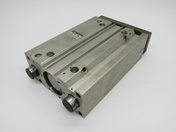 SMC MGPM40-100A Guide Cylinder 40mm B 100mm S 1.0MPa SHELF WEAR USED
