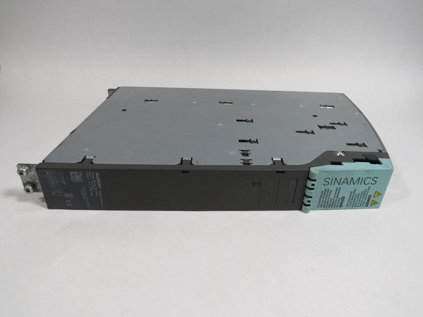 Siemens 6SL3120-1TE13-0AA3 Ver. B Single Motor Module 3AC 400V 3A USED