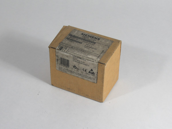Siemens 6ES7-223-1PH22-0XA0 DC/Relay Module 8 DI 24V DC NEW