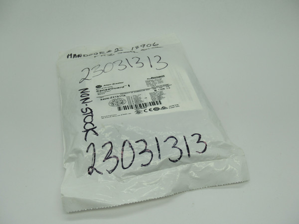 Allen-Bradley 440N-Z21S17A Non-Contact Switch 18mm 0.2A 3m Cable NWB