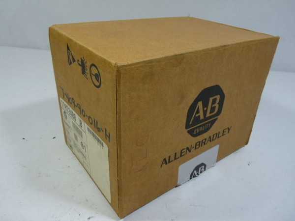 Allen-Bradley 1791-24B8 Series B I/O Module 24VDC 32 PT  NEW