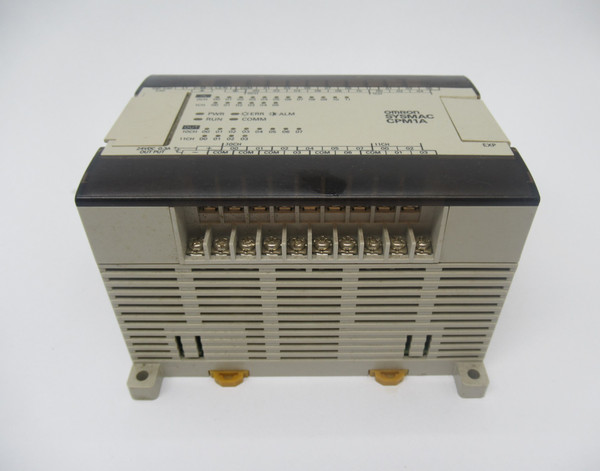 Omron CPM1A-30CDR-A Programmable Controller 100-240VAC 50/60Hz 60VA USED
