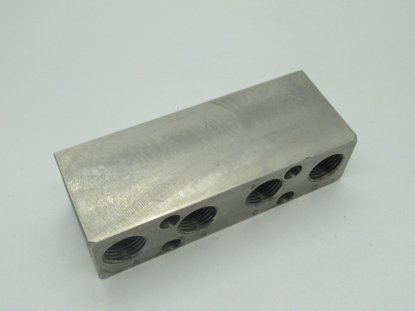 ATI 9120-FN4-M Fluid/Air Module 3/8" NPT 4 Ports *Missing Hardware* USED