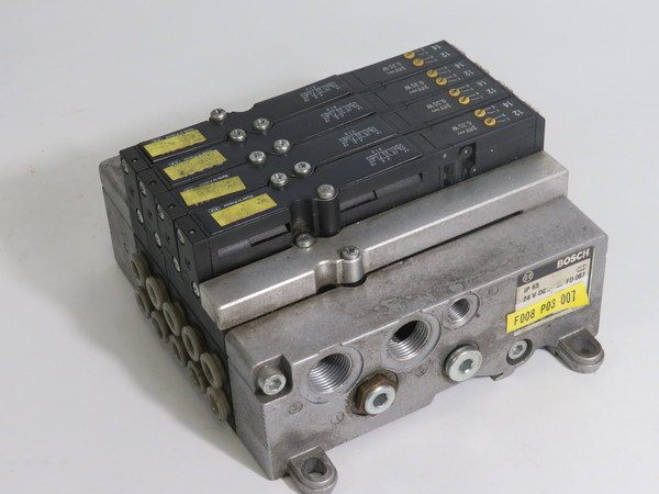 Bosch 0821756014 Direction Control Valve 24VDC 10 bar USED