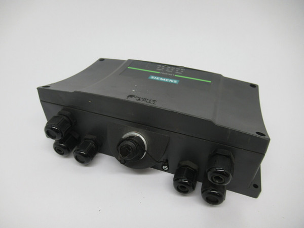 Siemens 6AV6671-5AE11-0AX0 Profinet Connectivity Box PN Plus SHELF WEAR USED