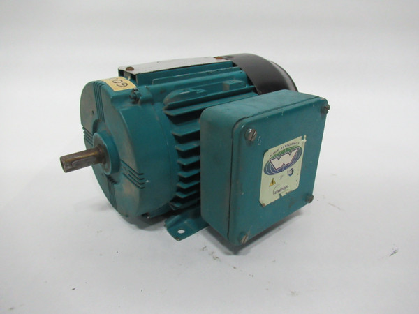 Brook Crompton AC Motor 0.5HP 1720RPM 575V W-DA71SK TEFC 3Ph 0.76A 60Hz USED