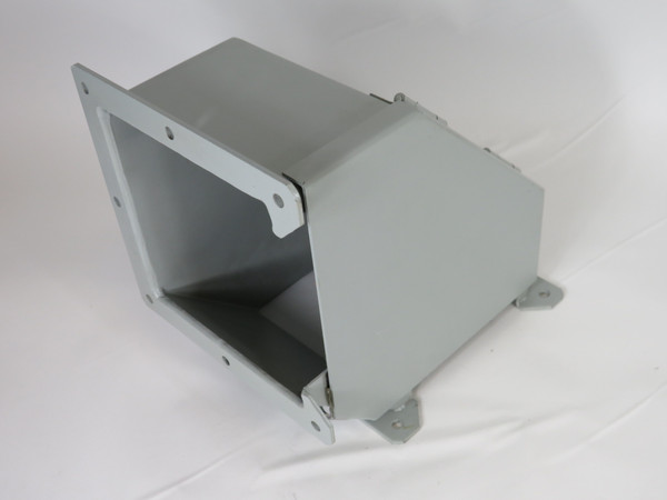 Hammond 1485D9N 90 DEG N12 Steel Gray Wireway 6" x 6" USED