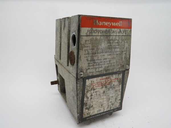 Honeywell V4055D-1019 Gas Valve Actuator 110/120V 50/60Hz RUST USED