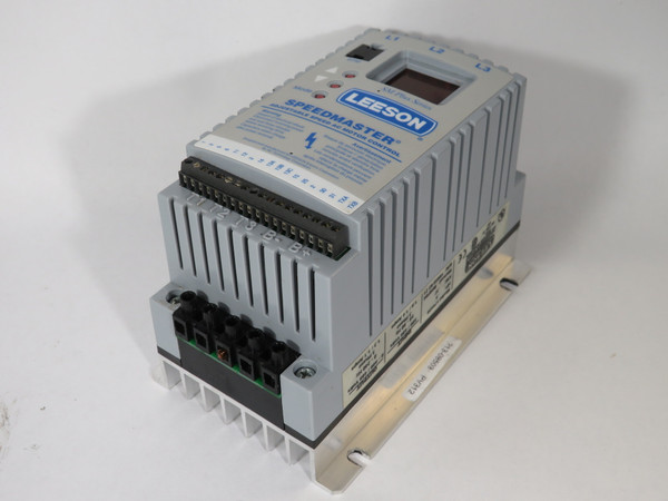 Leeson 174459 Inverter Drive .5HP .37kW Out: 0-400/460V 0-240Hz 3Ph USED