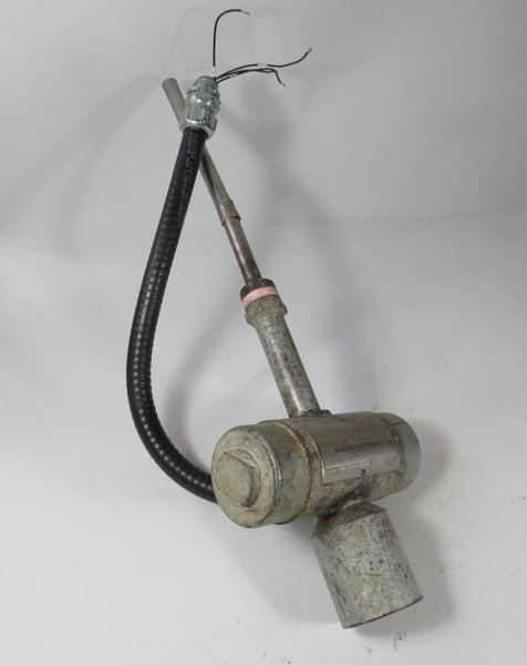 Automation Parts Inc. CL-10DJ Level Switch 1000 PSIG@100DEG F SHELF WEAR USED