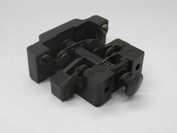 General Electric 173C951-1 Auxiliary Contact Block 2NC SHELF WEAR USED