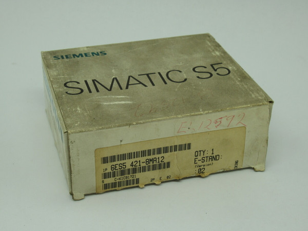 Siemens 6ES5-421-8MA12 Digital Input Module 8-Pt 24VDC *DAMAGED BOX* NEW