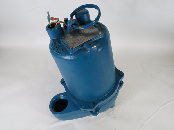Barnes SE511 Submersible Sewage Pump 2" Out Cast Iron MISSING FOOT USED