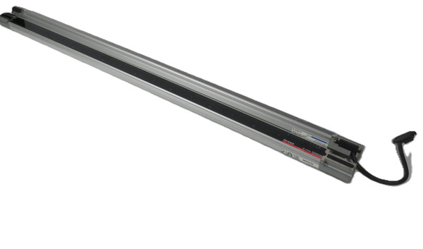 Keyence SL-V40H Safety Light Curtain Receiver/Transmitter 24VDC C/W Cable USED